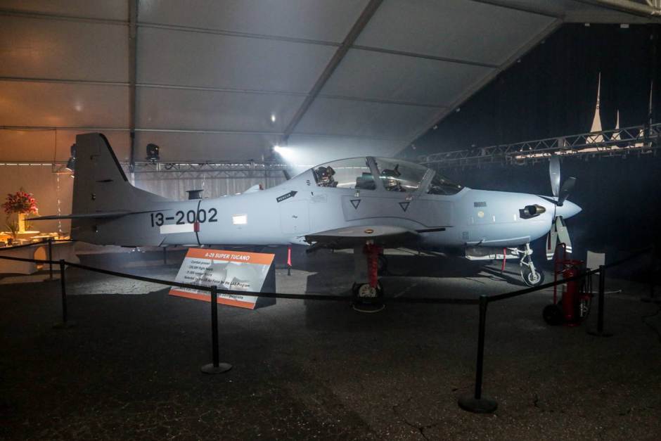 Embraer Shows First Super Tucano Assembled in Jacksonville, with AVEO LIGHTS of course!!!!!