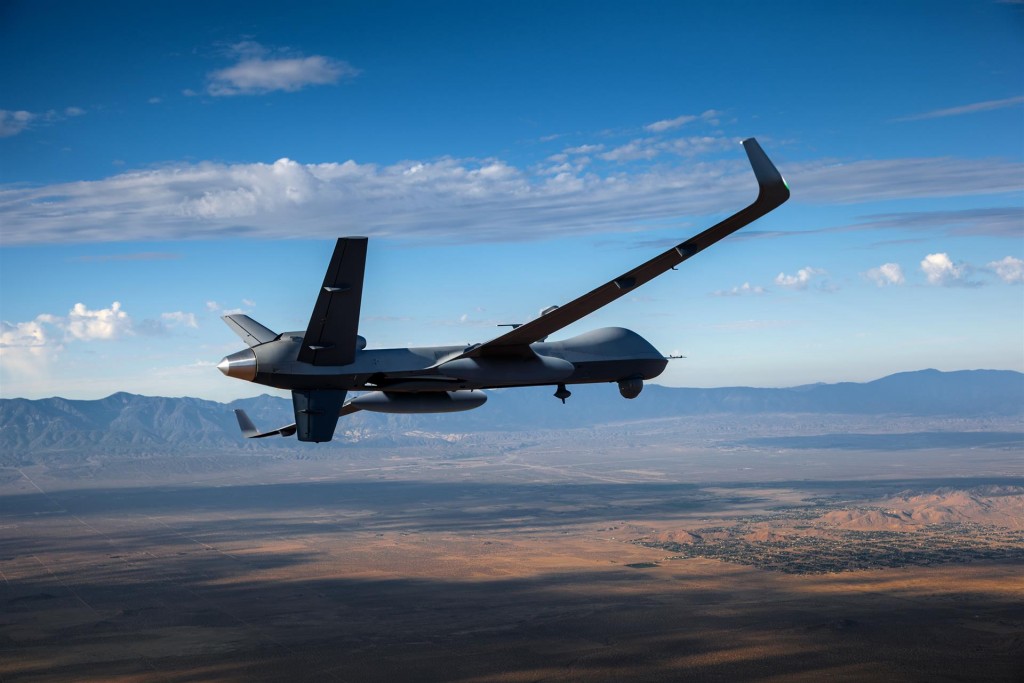 Predator B Extended Range (ER) Conducts First Flight With New Long Wings and Aveo’s Exclusive Conformal Winglet Lights