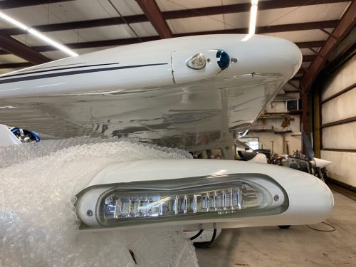 Aveo Crystal Conforma for Cessna - conformal LED lighting solution