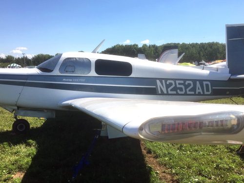 Mooney - Aveo Crystal Conforma-conformal aircraft lighting solution - navigation position strobe lights
